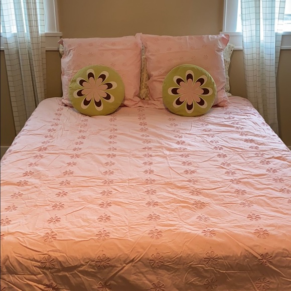 Target Bedding Set